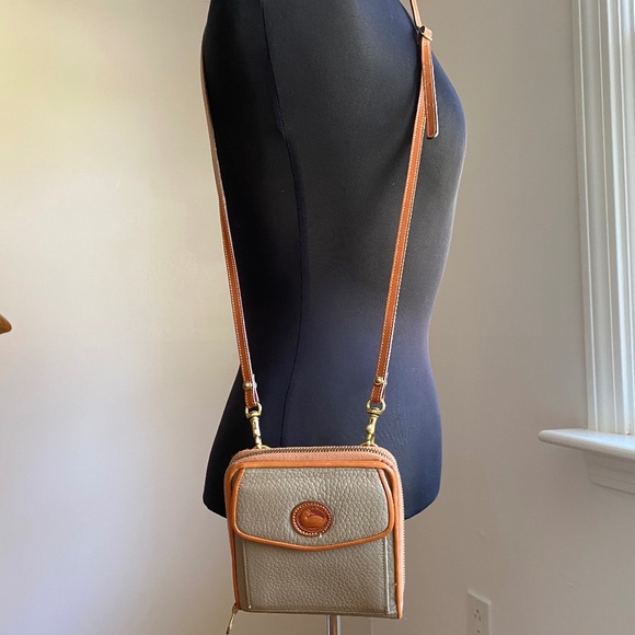 Dooney & Bourke Small Wallet on a String - Picture 1 of 11